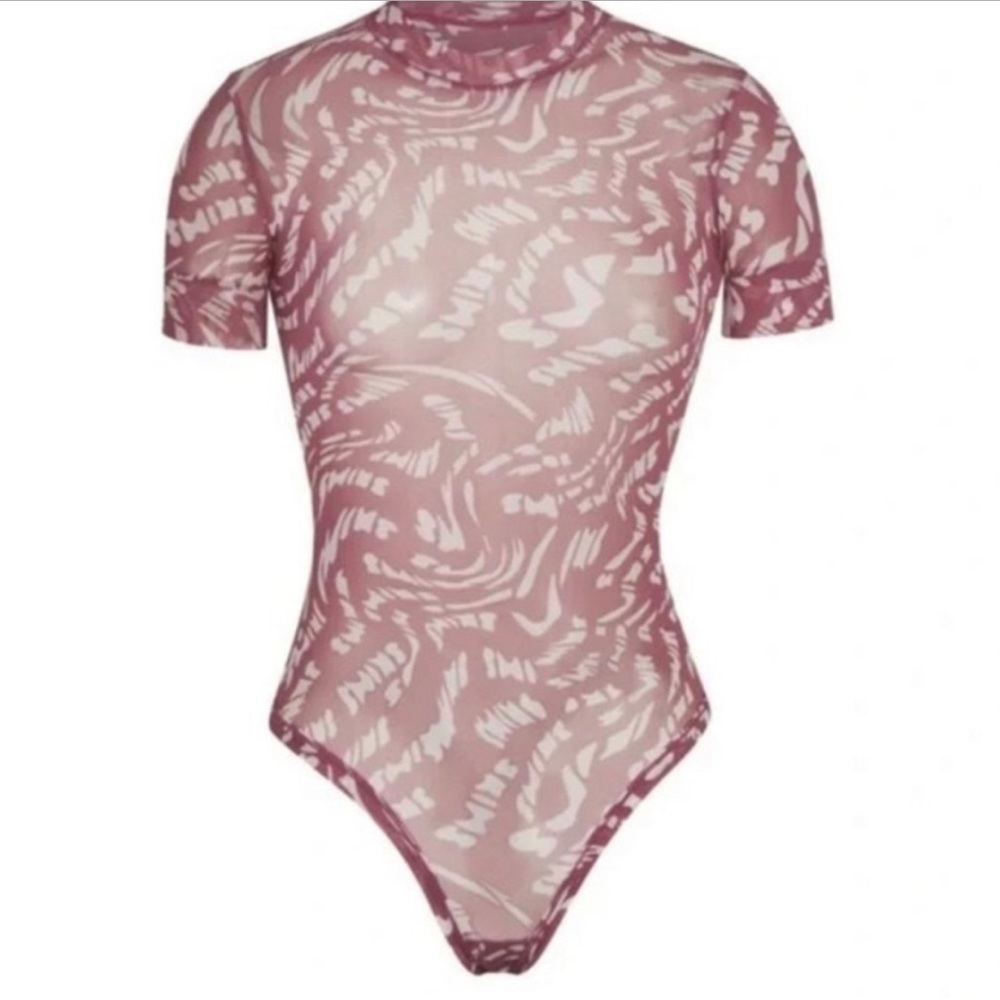 NWT Raspberry Swirl Skims Bodysuit - Picture 3 of 9